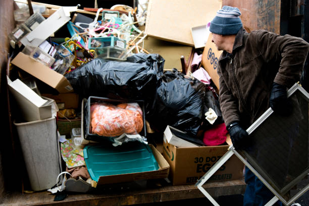 Best Estate Cleanout Services  in Ironwood, MI